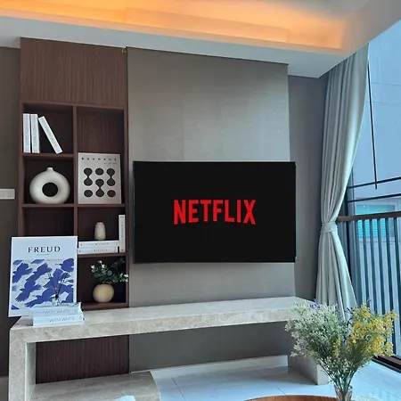 2 Bed 2 Bath Phrom Phong Bts Apartment